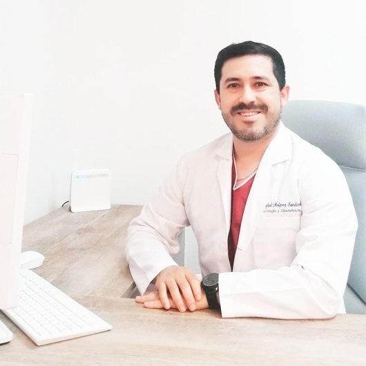 Dr. Rafael Melgoza, ginecólogo y obstetra en Tijuana